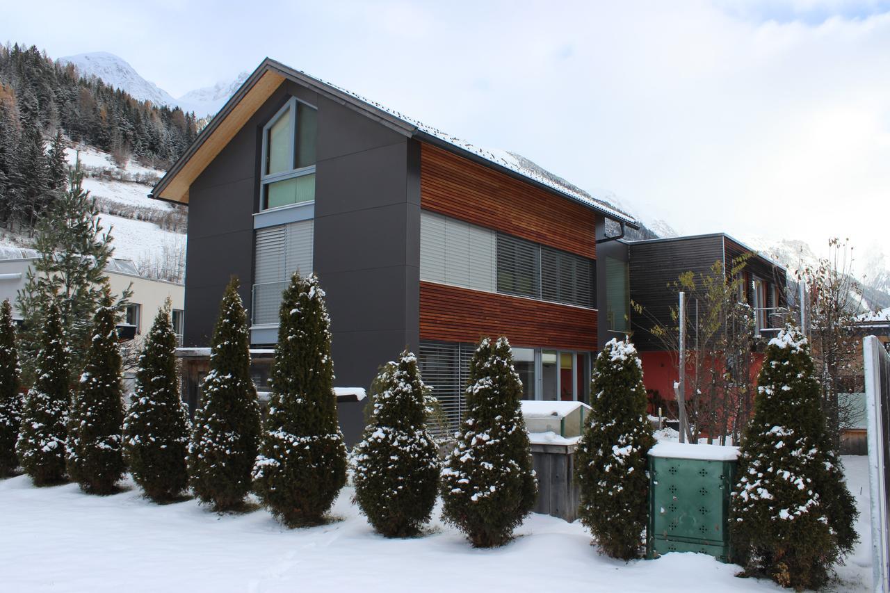 Haus Arosa *